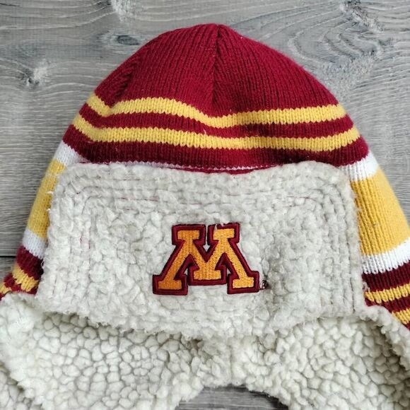 Minnesota Gophers Winter Hats Lot of 2 Adult Gold Maroon Beanie Ear Flaps Tassel - Picture 3 of 10